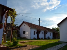 Casa Cânda - accommodation in  Hateg Country (02)