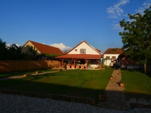 Casa Cânda - accommodation in  Hateg Country (03)