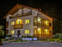 Pensiunea La Padure - accommodation in  Cheia (01)