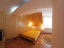 Pensiunea Flori de Camp - alloggio in  Vatra Dornei, Bucovina (18)