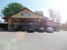 Pensiunea Denisa - accommodation in  North Oltenia (02)