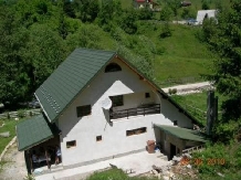 Casa Roua Florilor - alloggio in  Rucar - Bran, Piatra Craiului, Tara Muscelului (02)