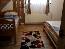 Casa Roua Florilor - accommodation in  Rucar - Bran, Piatra Craiului, Muscelului Country (36)