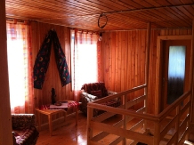 La Casuta din Padure - accommodation in  Fagaras and nearby (02)