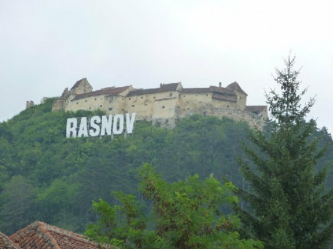 Casa Bunicilor - cazare Rucar - Bran, Rasnov (Activitati si imprejurimi) Casa Bunicilor - cazare Rucar - Bran, Rasnov (Activitati si imprejurimi)