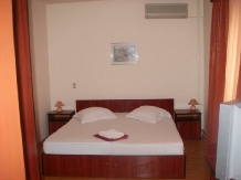 Pensiunea Dana - accommodation in  Black Sea (03)