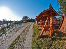 Pensiunea Luceafarul - accommodation in  Bucovina (04)