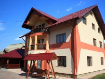 Pensiunea Laura - accommodation in  Bucovina (03)