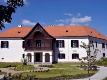 Daniel Castle - accommodation in  Transylvania (02)