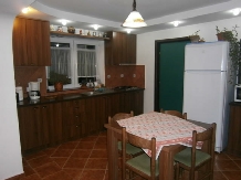 Pensiunea Veronica - accommodation in  Gura Humorului, Bucovina (17)