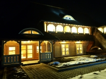 Pensiunea Traditonala Iza - accommodation in  Maramures Country (03)