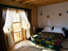 Pensiunea Traditonala Iza - accommodation in  Maramures Country (06)