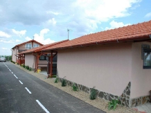 Cazare Casute Mihaieni - accommodation in  Maramures Country (04)