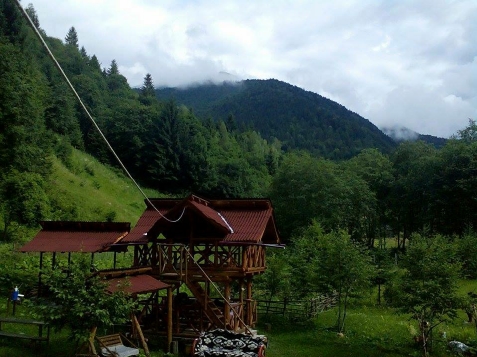 Cabana Cerbului - cazare Tara Maramuresului (Activitati si imprejurimi) Cabana Cerbului - cazare Tara Maramuresului (Activitati si imprejurimi)