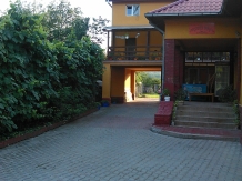 Rural accommodation at  Pensiunea Dragan