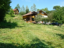 Casa de Vacanta LucianLape - alloggio in  Gura Humorului, Voronet, Bucovina (03)