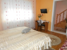 Casa Mara - accommodation in  Hateg Country (04)