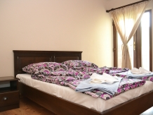 Vila Golful Dunarii - accommodation in  Danube Boilers and Gorge, Clisura Dunarii (05)