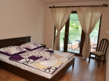 Vila Golful Dunarii - accommodation in  Danube Boilers and Gorge, Clisura Dunarii (18)