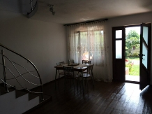 Casa de vacanta Madalina - accommodation in  North Oltenia, Transalpina (10)