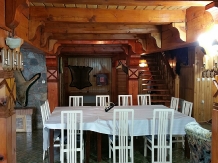Cabana Hunteri in Romania - cazare Fagaras, Tara Muscelului (07)