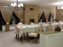 Pensiunea Almas - accommodation in  Moldova (17)