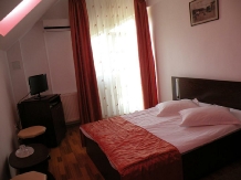 Pensiunea Octogon - accommodation in  Ceahlau Bicaz (06)