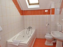 Pensiunea Octogon - accommodation in  Ceahlau Bicaz (09)