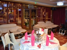 Hotel Plutitor Splendid - accommodation in  Danube Delta (12)