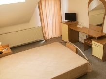 Pensiunea Valentina - accommodation in  North Oltenia (07)