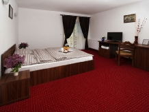 Vila Floare de Colt - cazare Valea Cernei, Herculane (04)