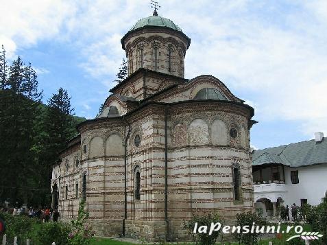 Pensiunea Restaurant Coziana - alloggio in  Valea Oltului (Attivit&agrave; e i dintorni)