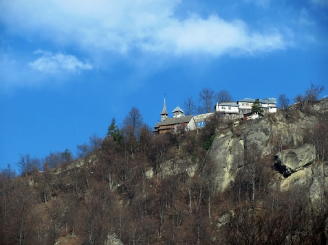 Casa de vacanta Eva - cazare Tara Muscelului (Activitati si imprejurimi) Casa de vacanta Eva - cazare Tara Muscelului (Activitati si imprejurimi)