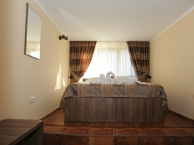Castelul de Smarald - accommodation in  Moldova (23)