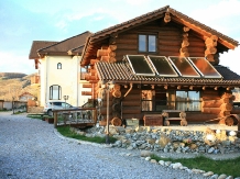 Pensiunea Terra Rosa - cazare Nordul Olteniei (11)