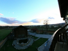 Pensiunea Terra Rosa - cazare Nordul Olteniei (12)