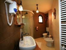 Pensiunea Terra Rosa - cazare Nordul Olteniei (16)