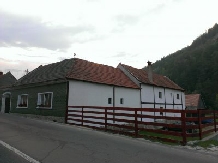 Pensiunea Piatra Craiului - cazare Rucar - Bran, Moeciu, Bran (10)