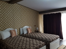 Pensiunea Sophia - accommodation in  Comanesti (28)