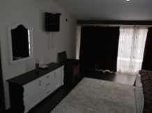 Pensiunea Sophia - accommodation in  Comanesti (50)