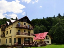 Inn Luv - Cabana Dragostei - cazare Rucar - Bran, Rasnov (01)