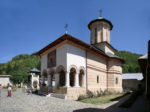 Casa Teo - cazare Nordul Olteniei (Activitati si imprejurimi) Casa Teo - cazare Nordul Olteniei (Activitati si imprejurimi)