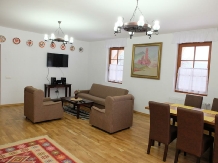 Pensiunea Agroturistica Raluca - accommodation in  Maramures Country (04)