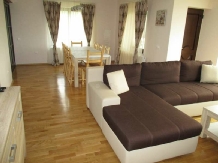 Pensiunea Iulia - accommodation in  Oltenia (82)
