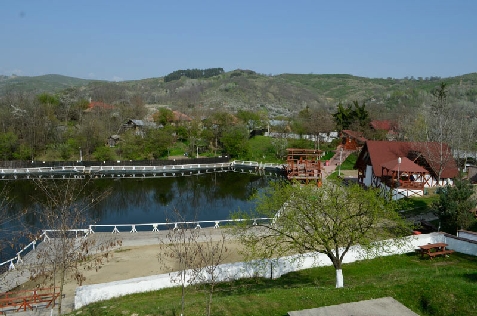 Vila Slanic - alloggio in Slanic Prahova (Attività e i dintorni) Vila Slanic - alloggio in Slanic Prahova (Attività e i dintorni)