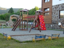 Pensiunea Luanna - accommodation in  Fagaras and nearby, Sambata (06)