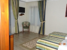 Pensiunea Luanna - accommodation in  Fagaras and nearby, Sambata (10)