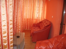 Casa Marrio - cazare Valea Cernei, Herculane (07)