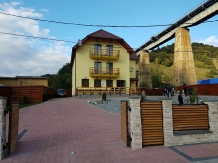 Pensiunea Narcisa - accommodation in  Transylvania (02)