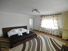 Pensiunea Casa Senchea - accommodation in  Rucar - Bran, Piatra Craiului, Rasnov (10)